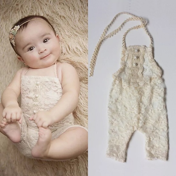 SOLD Lace romper - Picture 2 of 2